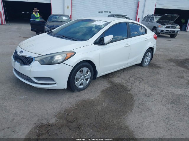 Aukcja sprzedaży 2015 Kia Forte Lx, vin: KNAFX4A63F5323080, numer aukcji: 43471773