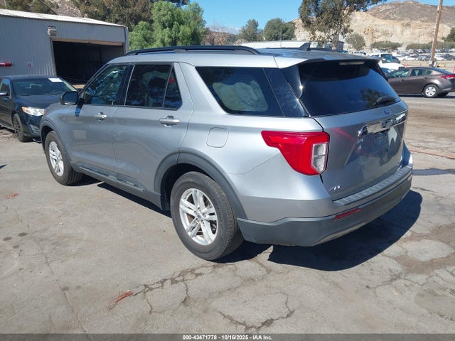 Ford EXPLORER XLT 2022 1FMSK7DH6NGB76072 Image 3