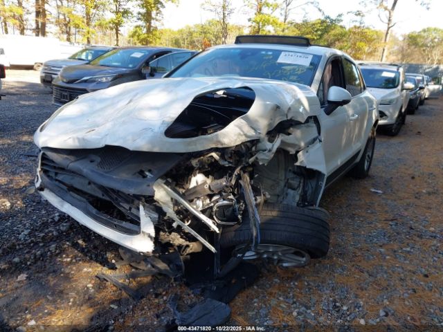 2020 PORSCHE MACAN WP1AA2A50LLB08644 Photo 1