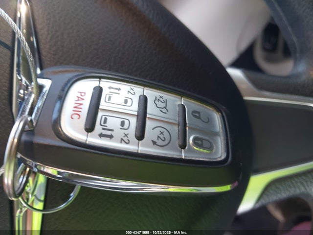 2020 CHRYSLER VOYAGER 2C4RC1DG1LR261255 Photo 10
