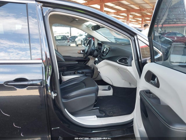 2020 CHRYSLER VOYAGER 2C4RC1DG1LR261255 Photo 4