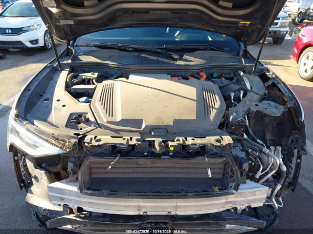 2019 AUDI E-TRON WA1VAAGE1KB008281 Photo 9