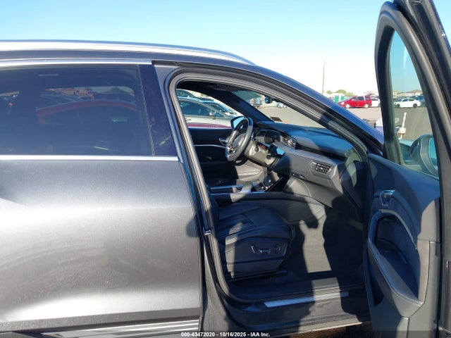 2019 AUDI E-TRON WA1VAAGE1KB008281 Photo 4