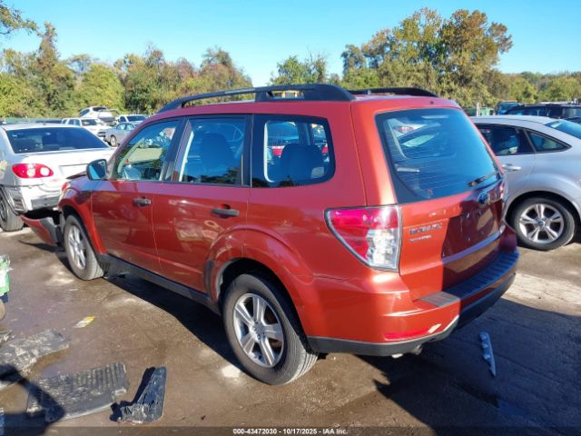2011 SUBARU FORESTER JF2SHABC1BG705514 Photo 2