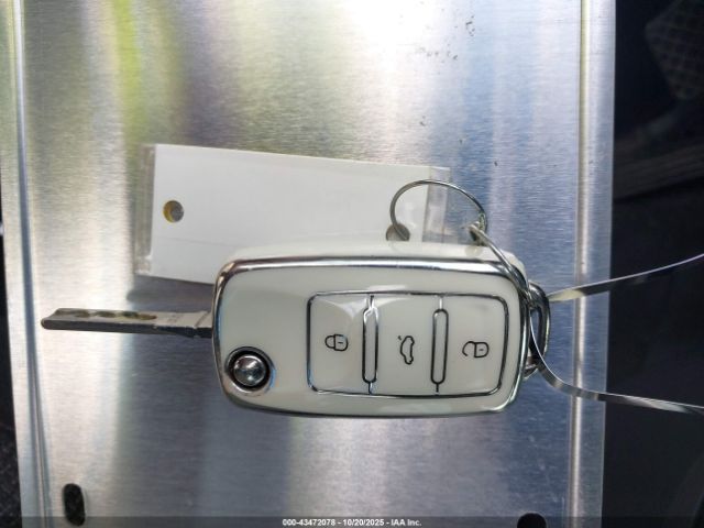 2019 VOLKSWAGEN BEETLE 3VWFD7AT4KM711620 Photo 10