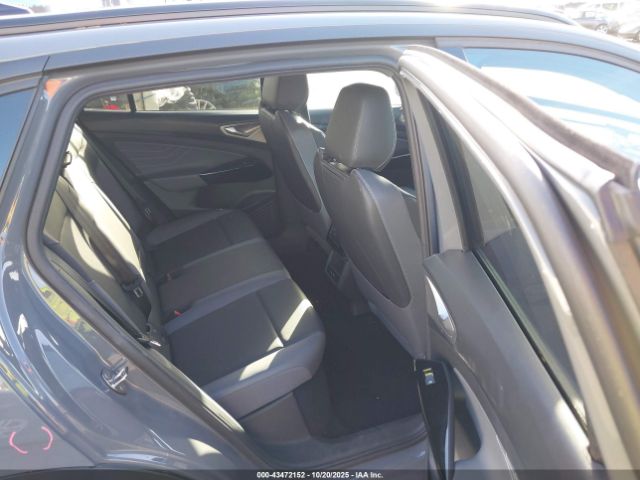 2023 VOLKSWAGEN ID.4 1V2WNPE8XPC052696 Photo 7