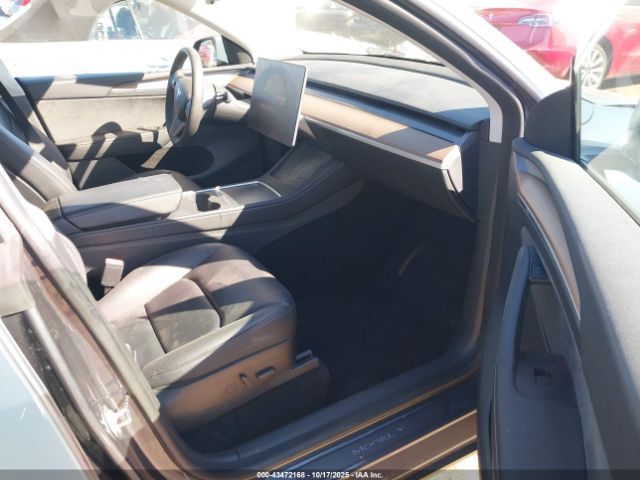 2022 TESLA MODEL Y 7SAYGDEFXNF532323 Photo 4