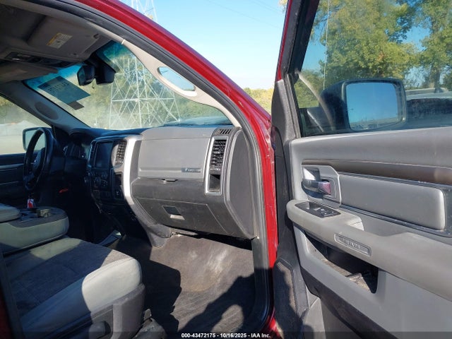 Продажа на аукционе авто 2018 Ram 1500 Big Horn  4x4 5'7 Box, vin: 3C6RR7LT9JG122856, номер лота: 43472175