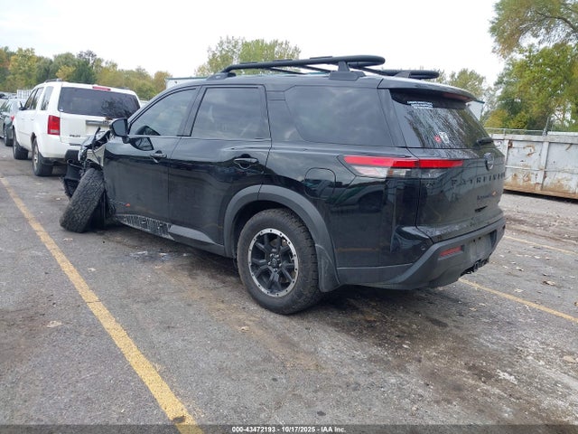 2023 NISSAN PATHFINDER 5N1DR3BD2PC267203 Photo 2