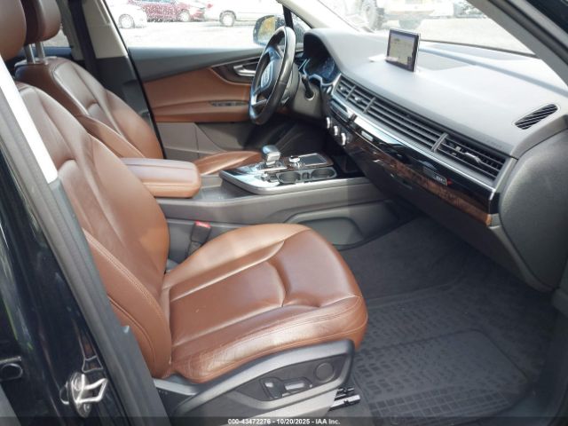 2017 AUDI Q7 WA1LAAF79HD039351 Photo 4