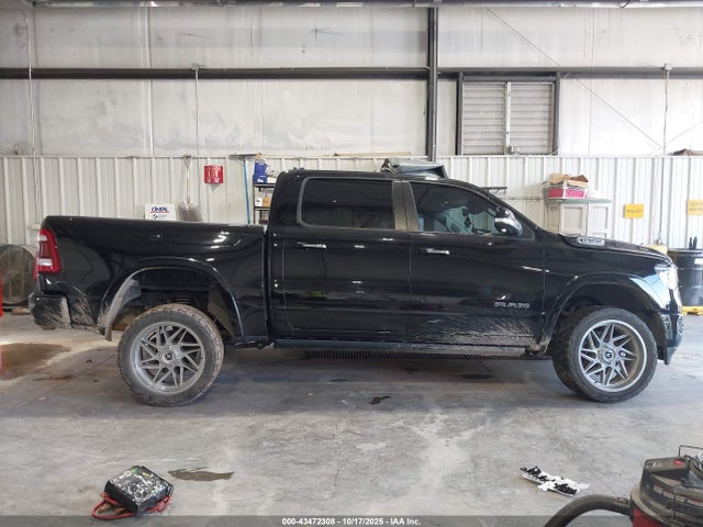 1C6SRFJT6NN400558 RAM 1500 Laramie 4x4 5&#039;7 Box