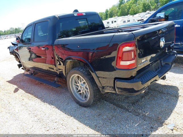 1C6SRFJT6NN400558 RAM 1500 Laramie 4x4 5&#039;7 Box