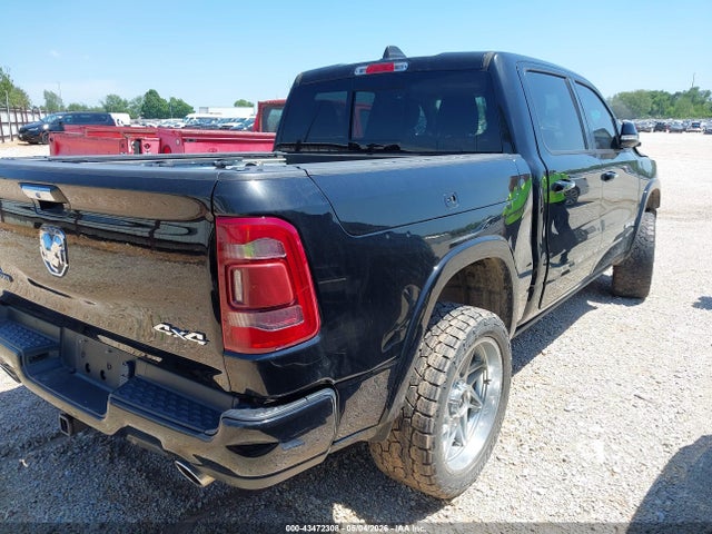 1C6SRFJT6NN400558 RAM 1500 Laramie 4x4 5&#039;7 Box