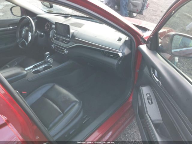 2019 NISSAN ALTIMA 1N4BL4EWXKC219804 Photo 4