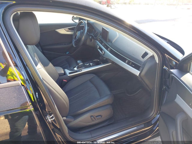 43472374 :رقم المزاد ، WAUGNAF43HN032436 vin ، 2017 Audi A4 2.0t Premium مزاد بيع