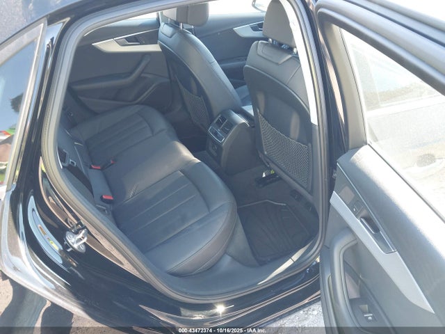 43472374 :رقم المزاد ، WAUGNAF43HN032436 vin ، 2017 Audi A4 2.0t Premium مزاد بيع