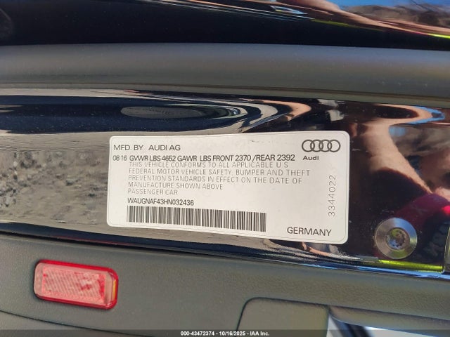 43472374 :رقم المزاد ، WAUGNAF43HN032436 vin ، 2017 Audi A4 2.0t Premium مزاد بيع