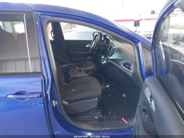 2019 CHRYSLER PACIFICA 2C4RC1FG5KR633238 Photo 4