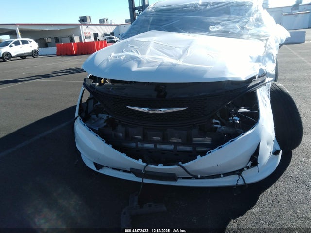 43472422 :رقم المزاد ، 2C4RC1CG3NR160139 vin ، 2022 Chrysler Voyager Lx مزاد بيع