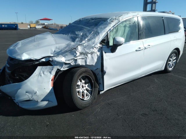 2022 CHRYSLER VOYAGER 2C4RC1CG3NR160139 Photo 5