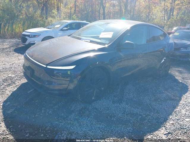 Продажа на аукционе авто 2026 Tesla Model Y, vin: 7SAYGDEE2TF364133, номер лота: 43472447