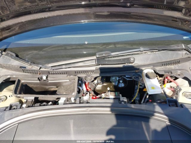 2024 TESLA MODEL 3 5YJ3E1EA1RF740726 Photo 9