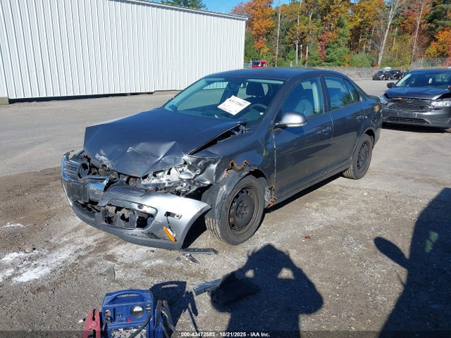 2010 VOLKSWAGEN JETTA 3VWJX7AJ5AM001768 Photo 1