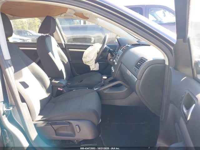 2010 VOLKSWAGEN JETTA 3VWJX7AJ5AM001768 Photo 4