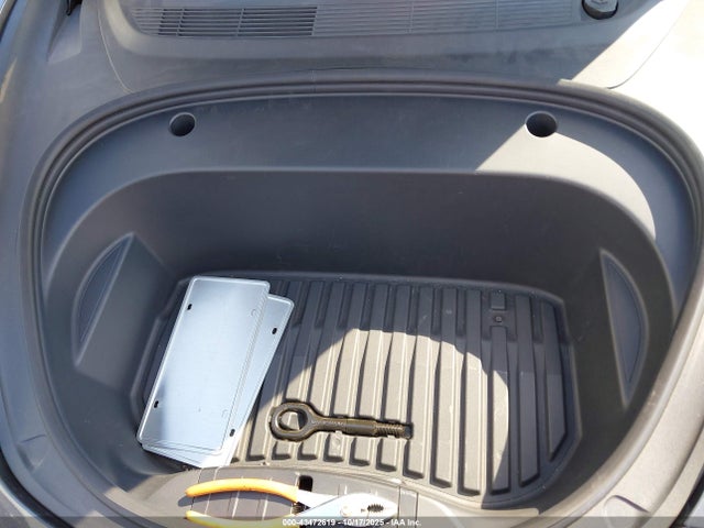 2023 TESLA MODEL 3 5YJ3E1EA4PF626250 Photo 9