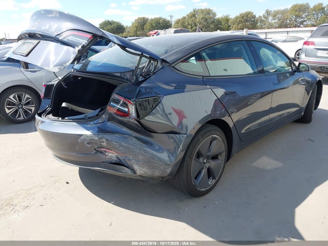 2023 TESLA MODEL 3 5YJ3E1EA4PF626250 Photo 3
