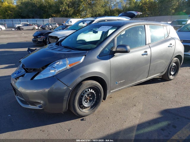 1N4BZ0CP0HC300435 Nissan LEAF S