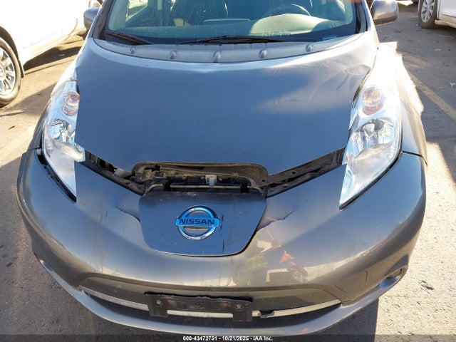 1N4BZ0CP0HC300435 Nissan LEAF S