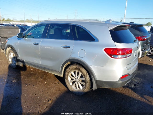 2018 KIA SORENTO 5XYPGDA5XJG369035 Photo 2