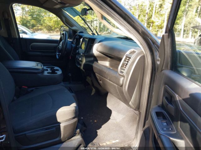 2020 RAM 2500 3C6UR5CL3LG302920 Photo 4