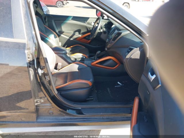 2016 HYUNDAI VELOSTER KMHTC6AE9GU261675 Photo 4