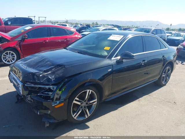 2018 AUDI A4 WAULMAF43JA132678 Photo 1