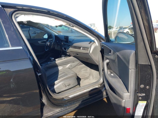 2018 AUDI A4 WAULMAF43JA132678 Photo 4