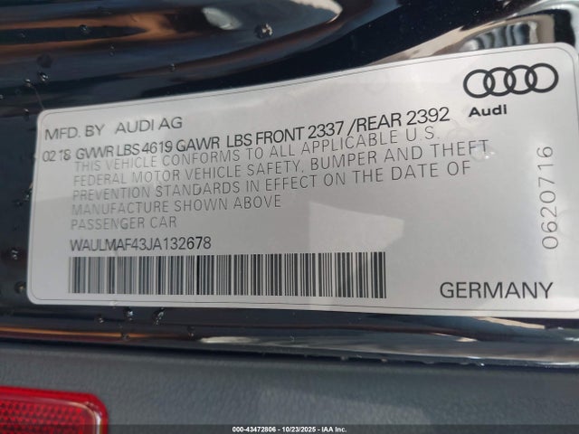 2018 AUDI A4 WAULMAF43JA132678 Photo 8