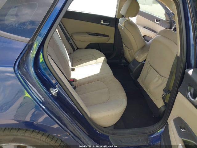 5XXGT4L34GG072136 KIA Optima Lx