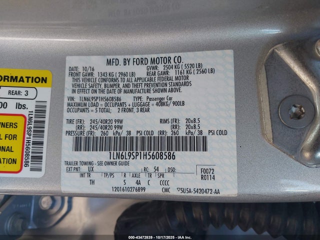 1LN6L9SP1H5608586 Lincoln Continental Select