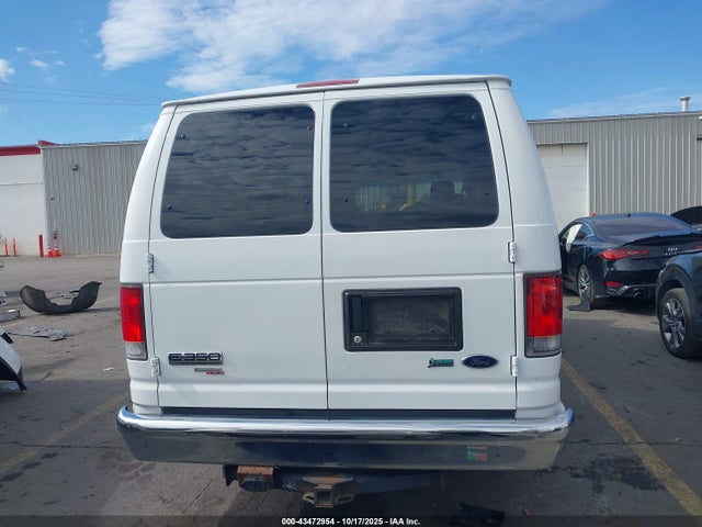 Ford Econoline E350 Super Duty Wagon 2014 1FBSS3BL2EDA27698 Image 17