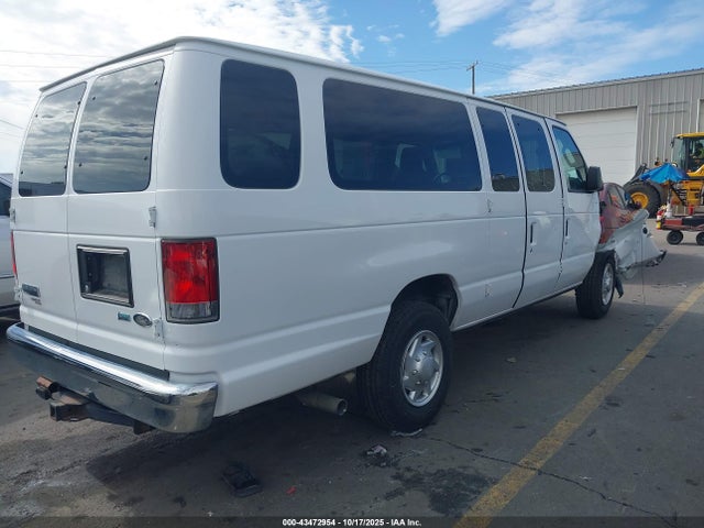 Ford Econoline E350 Super Duty Wagon 2014 1FBSS3BL2EDA27698 Image 4