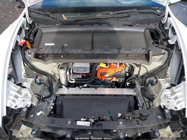 2026 TESLA MODEL Y 7SAYGDEE9TF386369 Photo 9