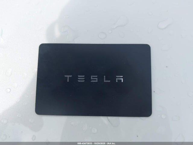 2026 TESLA MODEL Y 7SAYGDEE9TF386369 Photo 10