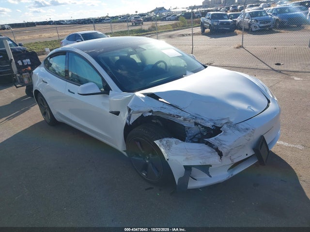 2022 TESLA MODEL 3 5YJ3E1EB8NF333635 Photo 0