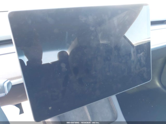 2022 TESLA MODEL 3 5YJ3E1EB8NF333635 Photo 6