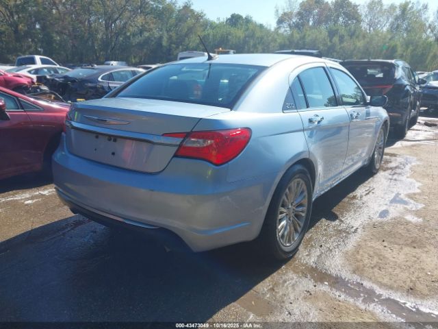 2013 CHRYSLER 200 1C3CCBCG7DN629468 Photo 3