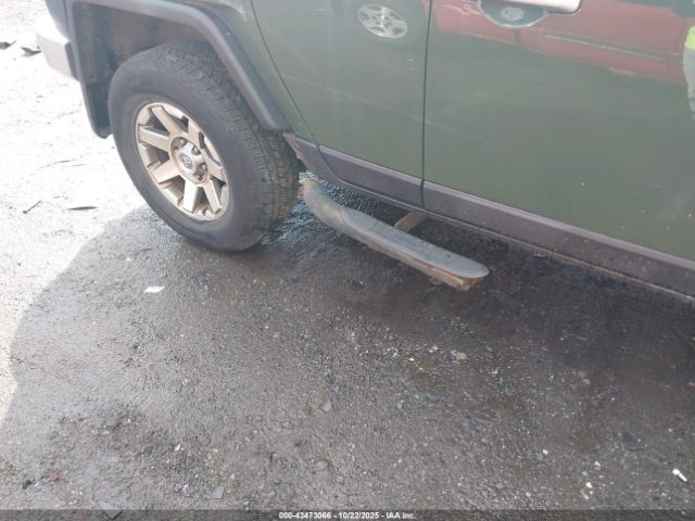 2014 TOYOTA FJ CRUISER JTEBU4BF5EK190603 Photo 5