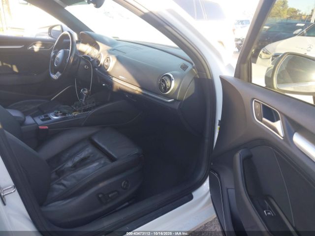 2015 AUDI A3 WAUEFGFF8F1044210 Photo 4