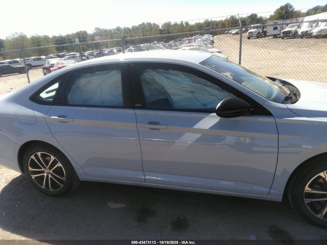 3VWBX7BU9SM087987 Volkswagen Jetta 1.5t Sport